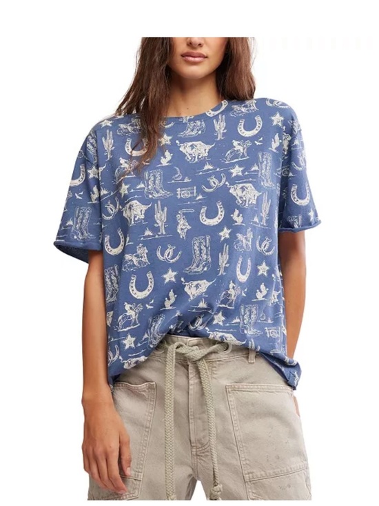 We The Free Tops - Free People blue painted graphic tshirt western theme drop shoulder horseshoe